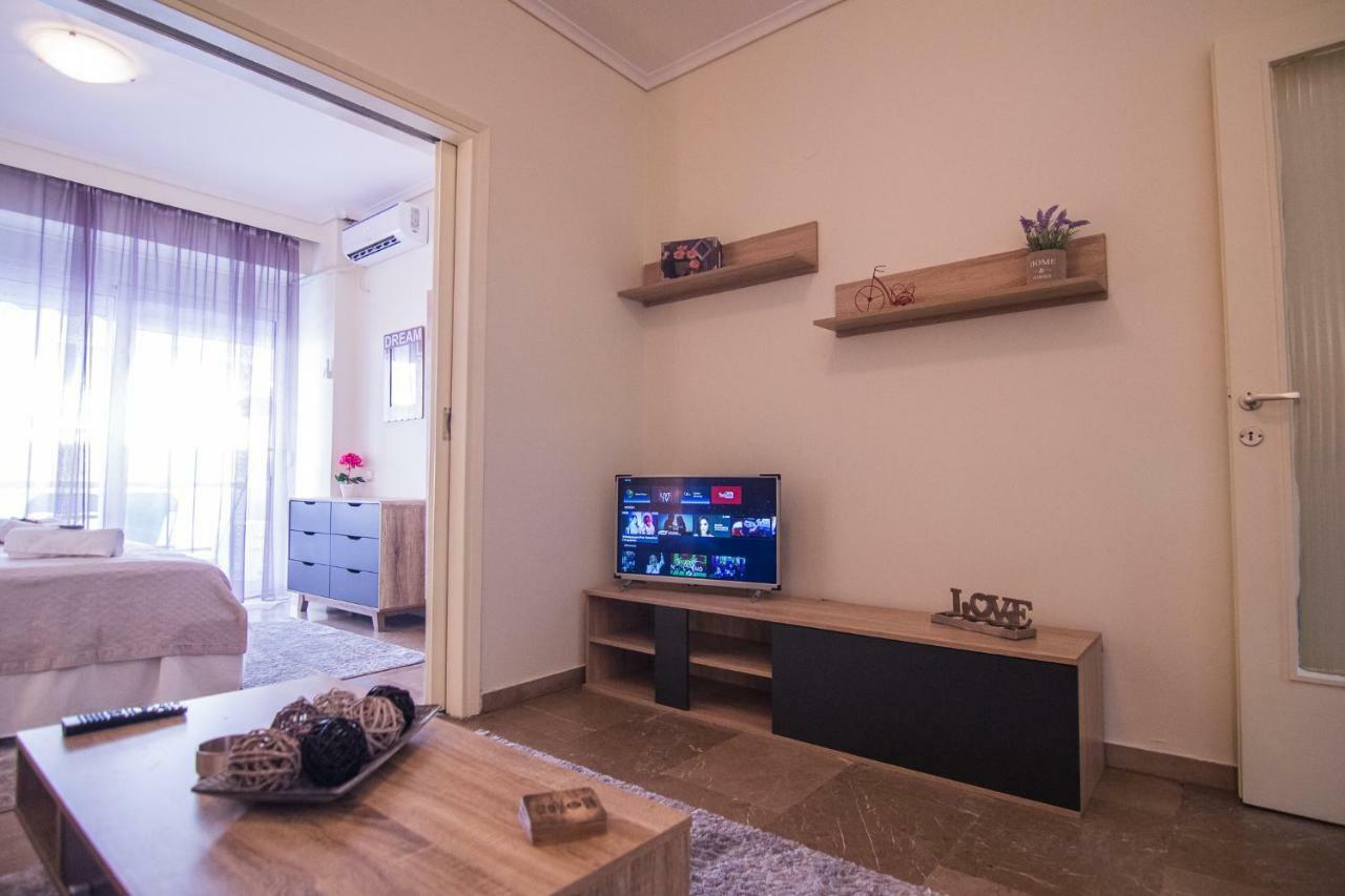 Deluxe Mitropoleos Apartment Салоники Экстерьер фото